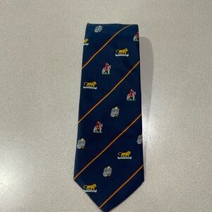 Men’s  Maddocks & Dick LTD pure silk custom handmade tie Vintage